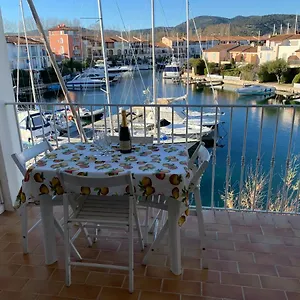 Port Les Voiles Grimaud
